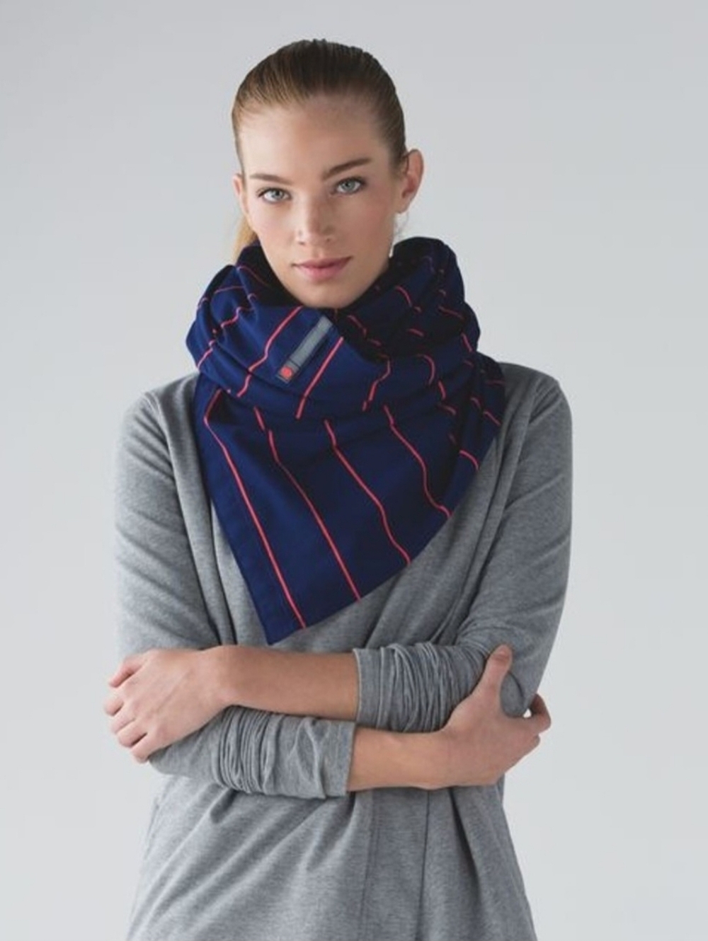Lululemon Vinyasa Scarf Rulu SHBG Navy Stripe Gorpcore Sporty Travel Outdoor